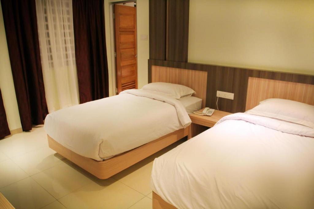 Ktc Hotel Sungkai Exterior foto